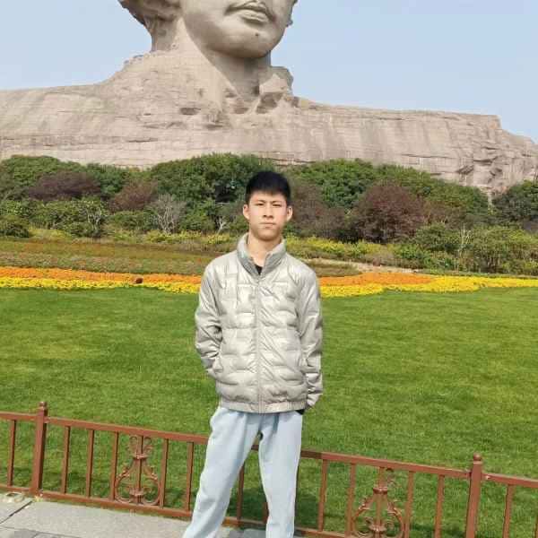 浙江22岁单身帅哥真诚找对象-锡林郭勒盟征婚相亲网