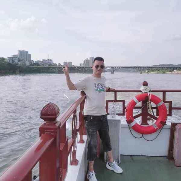 四川27岁单身帅哥真诚找对象-锡林郭勒盟征婚相亲网