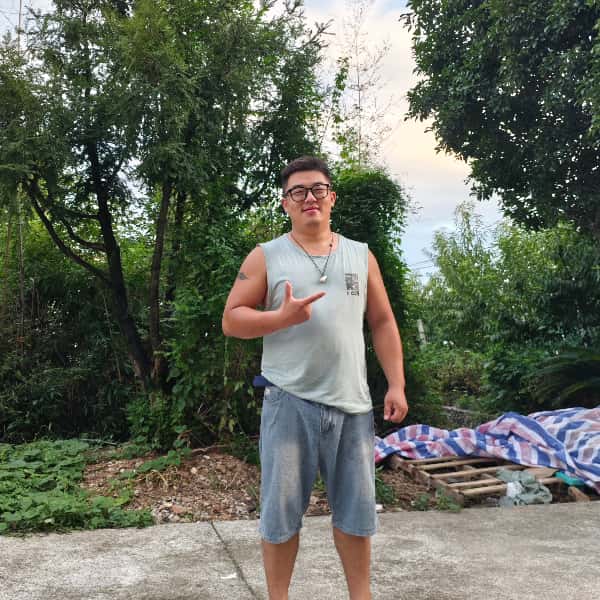 浙江31岁单身帅哥真诚找对象-锡林郭勒盟征婚相亲网