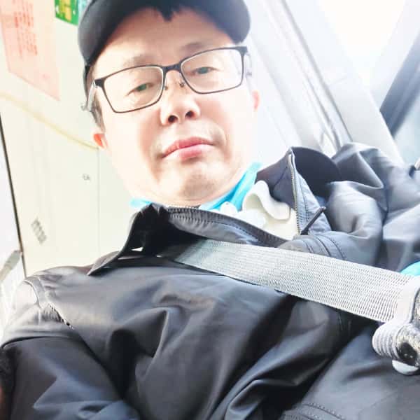 上海56岁单身帅哥真诚找对象-锡林郭勒盟征婚相亲网