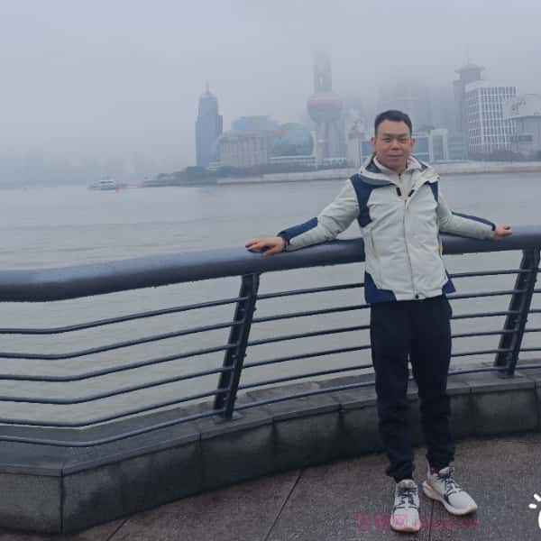 重庆37岁单身帅哥真诚找对象-锡林郭勒盟征婚相亲网