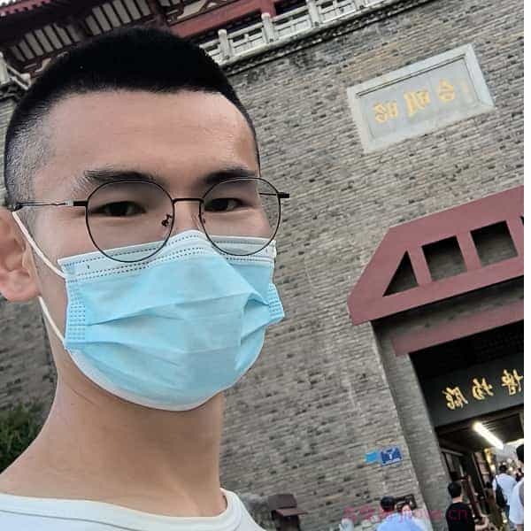 湖北29岁单身帅哥真诚找对象-锡林郭勒盟征婚相亲网