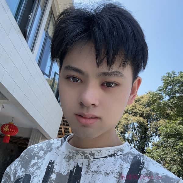 四川31岁单身帅哥真诚找对象-锡林郭勒盟征婚相亲网