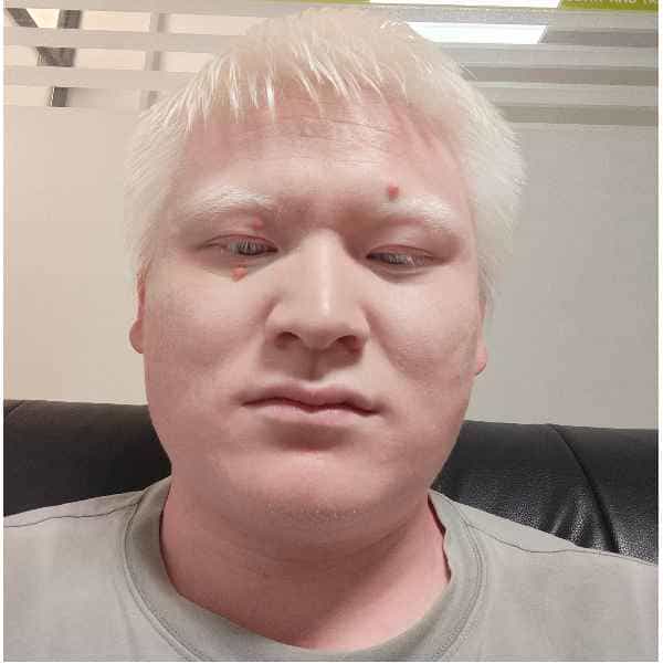 30岁岁安徽单身帅哥 - 锡林郭勒盟吉缘网