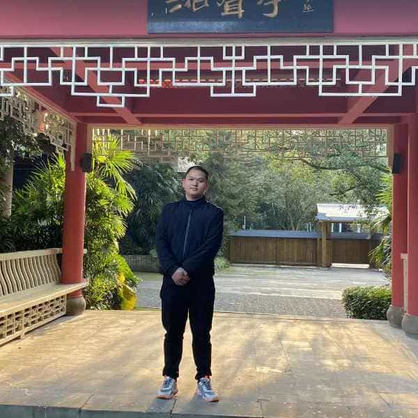 31岁岁重庆单身帅哥 - 锡林郭勒盟吉缘网