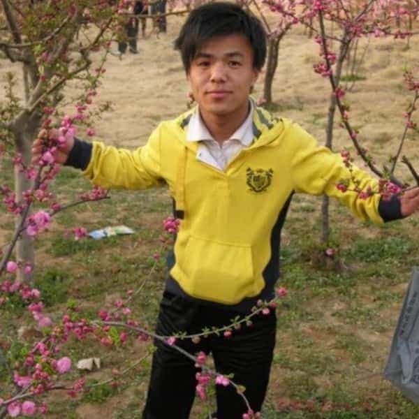 37岁岁山东单身帅哥 - 锡林郭勒盟吉缘网